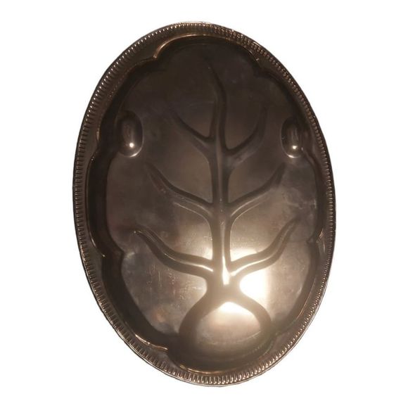 Silver Plated oval with Floral Etched with feet dimples turkey tray - Picture 6 of 6